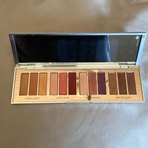 Charlotte tilbury bejewelled eyes to hypnotise